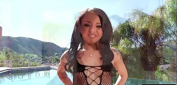  Petite spinner Holly Hendrix anal fucked
